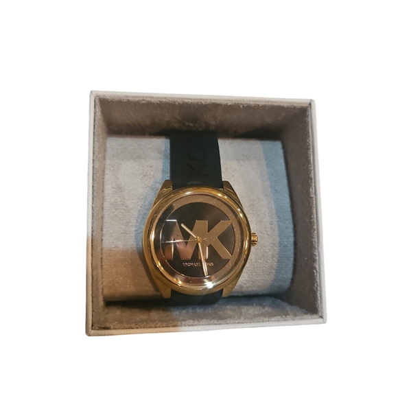 Michael Kors Women New Janelle Jan Black and Gold Watch MK 7313 in Box - Picture 3 of 9